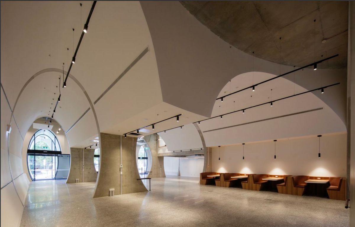 Smooth, seamless acoustic ceiling – Acoustic Plaster System by
