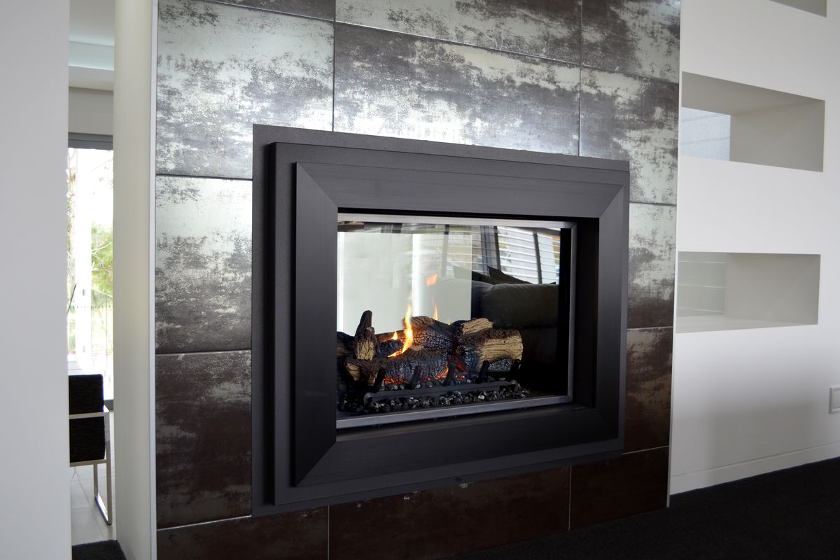 Traditional and insert gas fireplaces by Lopi Fireplaces – Selector